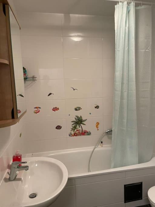 Apartamento Modern And Comfortable Next To Mainstation Viena